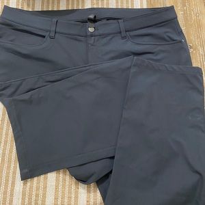 Mens lululemon abc pants size 38x31 gray GUC